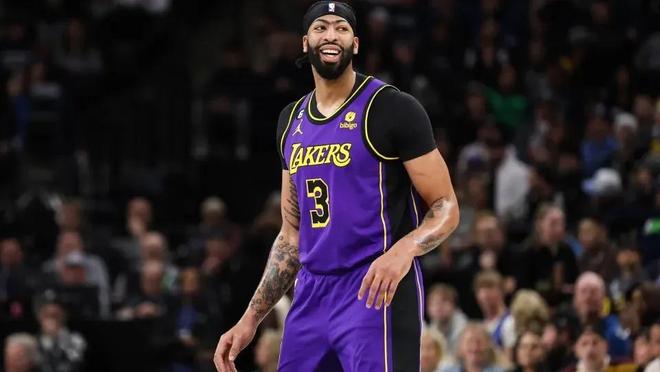 绩充满期待 绩充满期待